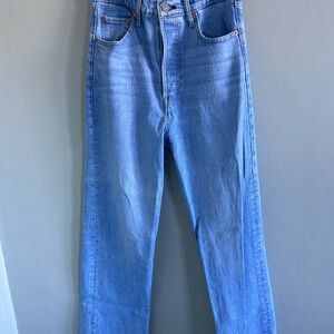 Levi’s Ribcage Crop Boot Jeans